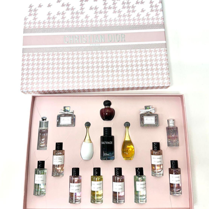 Christian Dior Mini Perfume Gift Set 16 in 1 – Eau de Parfum & Eau de Toilette Collection - Image 4